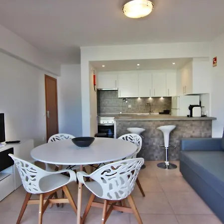 Apartment Amendoeiras I - *