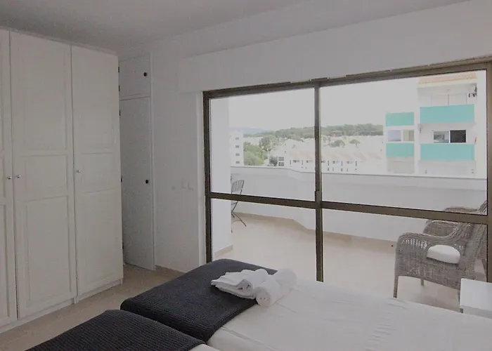 Amendoeiras I - Apartamento *