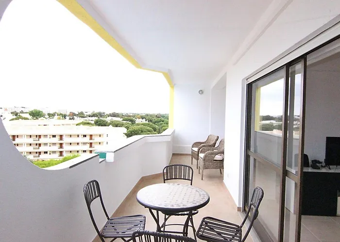 Apartamento Amendoeiras I -